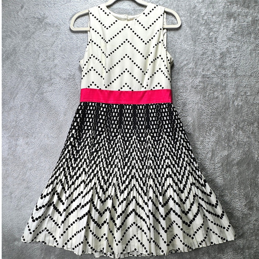 RED Saks Fifth Avenue Dress Sz 8 Preppy Polka Dot Pleated Hot Pink Old Money